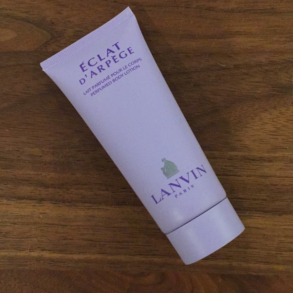 Eclat body lotion